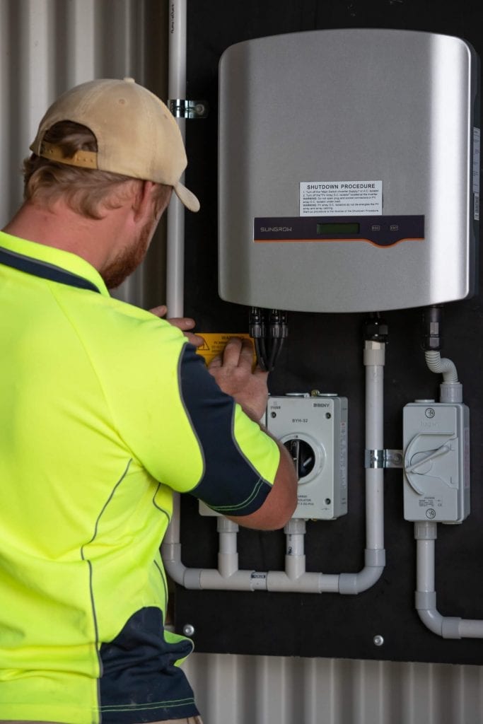 electrical-services-canberra-sola-aircon-repair